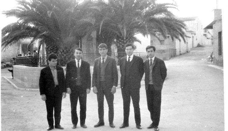 ΦΩΤΟ ΗΜΕΡΑΣ: Μία παρέα φίλων στα Σταυράκια