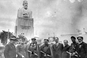 ΦΩΤΟ ΗΜΕΡΑΣ: Η επανάσταση και ο θρυλικός οπλαρχηγός  