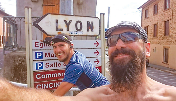 Περνώντας από της πόλη Λιόν της Γαλλίας