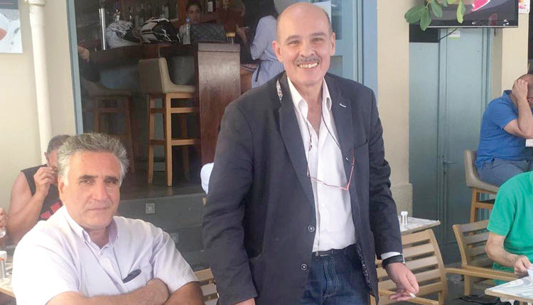 Ο Γιάννης Μιχελογιαννάκης στο κέντρο του Ηρακλείου