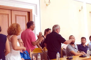 Μεγάλη ένταση στη συνεδρίαση της Επιτροπής Περιβάλλοντος για τον “Αγγελόβραχο”