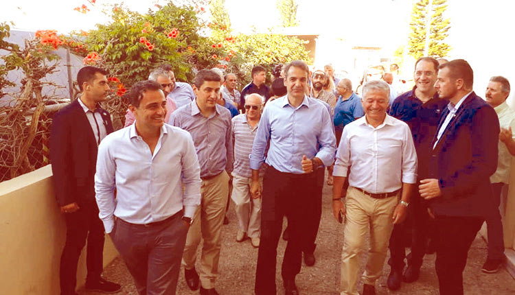 Καλωσόρισαν τον Μητσοτάκη στη Σητεία