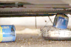 ΧΤΥΠΗΣΑΝ ΜΕ ΓΚΑΖΑΚΙΑ