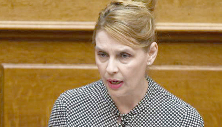 Έφτιαξε κόμμα η Κατερίνα Παπακώστα-Σιδηροπούλου με όνομα  «Νέα Ελληνική Ορμή» (Ν.Ε.Ο.).