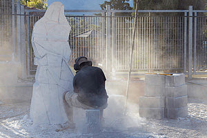 στο 9ο Διεθνές Συμπόσιο Γλυπτικής