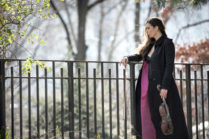 Η Μαρία Μανουσάκη μαγεύει με το βιολί της