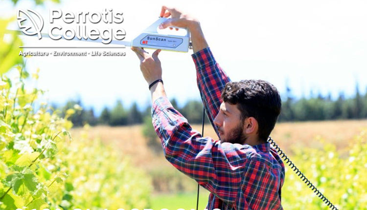 στο Perrotis College της Αμερικανικής Γεωργικής Σχολής. 