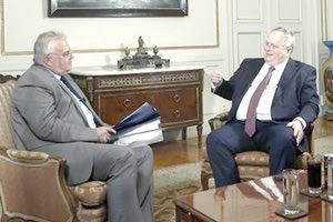 Ο κ. Κοτζιάς στη συνέντευξη που έδωσε στο ΑΠΕ