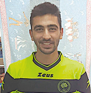 Με τη φανέλα των Γουβών θα αγωνιστεί τη σεζόν στην Α2 ο Ευθύμης Καρβουνάκης (φωτό)