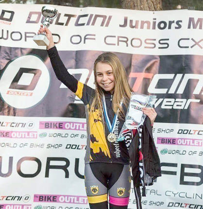 Η 13χρονη που πήδηξε στον γκρεμό για να σωθεί