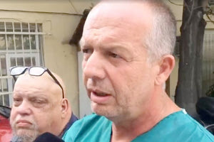 Ο ιατροδικαστής Ν. Καλόγρηας