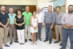 Σε τέσσερις ακόμη τοπικές επιχειρήσεις απονεμήθηκε χθες το σήμα  “Κρητικά Χέρια” που θεσμοθέτησε το Επιμελητήριο Ηρακλείου