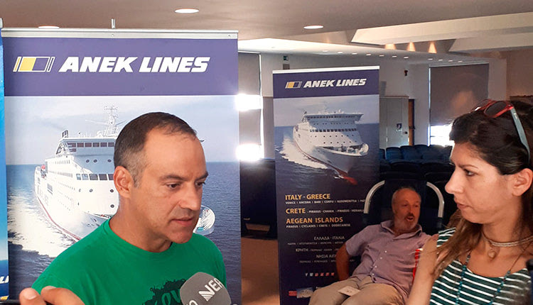 Ο δημοφιλής ηθοποιός και παρουσιαστής Κρατερός Κατσούλης, εθελοντής αιμοδότης και ο ίδιος πάνω από 20 χρόνια, 