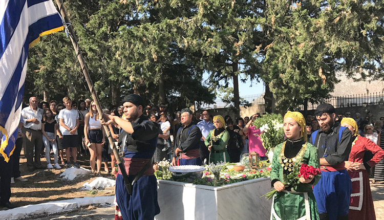 74 ΧΡΟΝΙΑ ΑΠΟ ΤΟ ΟΛΟΚΑΥΤΩΜΑ: Η Δαμάστα δεν ξεχνά και τιμά ...