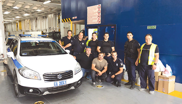 Φαρμακευτικό υλικό και άλλα υλικά συγκέντρωσαν από κοινού τα μέλη της Ένωσης Αστυνομικών Υπαλλήλων νομού Ηρακλείου και της Ένωσης Προσωπικού Λιμενικού Σώματος Ανατολικής Κρήτης.