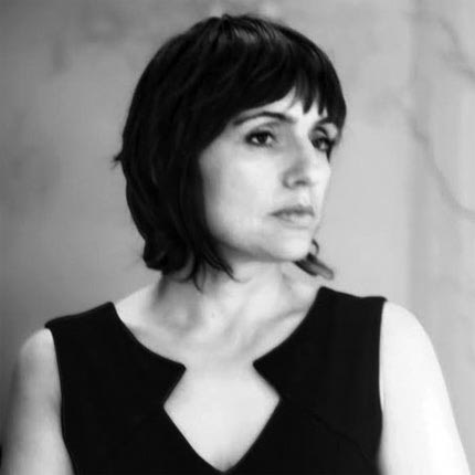 η συγγραφέας Ελισάβετ Παπαδοπούλου