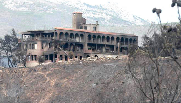 Την οικονομική ενίσχυση του Λύρειου Παιδικού Ιδρύματος, οι εγκαταστάσεις του οποίου υπέστησαν σοβαρές ζημιές από τις φονικές πυρκαγιές, με συνέπεια να καθίστανται ακατάλληλες προς κατοίκηση, αποφάσισαν οι ποδοσφαιριστές της Εθνικής ομάδας. 