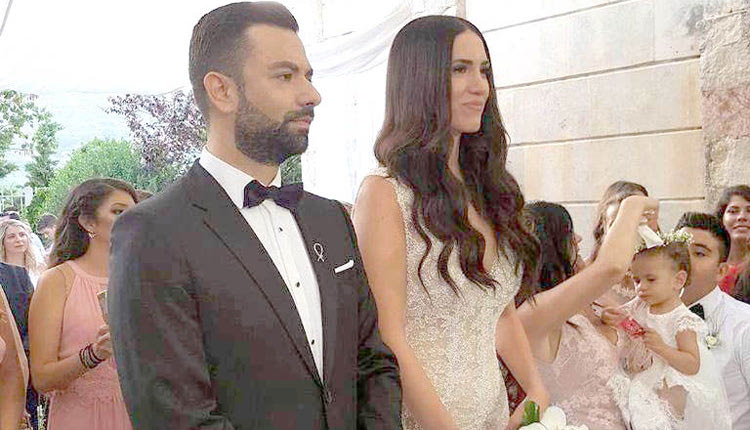 Νυμφεύθηκε την αγαπημένη του Νατάσα, ο πρώην υπεύθυνος του τμήματος μπάσκετ του ΟΦΗ, Μάνος Ξημέρης.