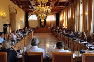 Σφοδρή πολιτική αντιπαράθεση στο Δημοτικό Συμβούλιο