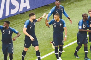 Η Γαλλία στον τελικό!