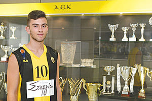 Από τον Ηρόδοτο στην ΑΕΚ ο Καρλής