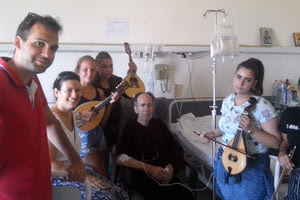 Στον Σάρχο ιδρύθηκε η “Νότα Χαράς” για να επισκέπτεται νοσοκομεία και ευαγή ιδρύματα