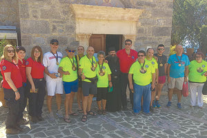 Περπάτησαν 73 χιλιόμετρα για να προσκυνήσουν