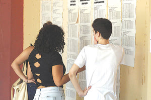 Πτώση των βάσεων σε πολυτεχνεία και ιατρικές