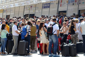 τουρίστες αεροδρόμιο