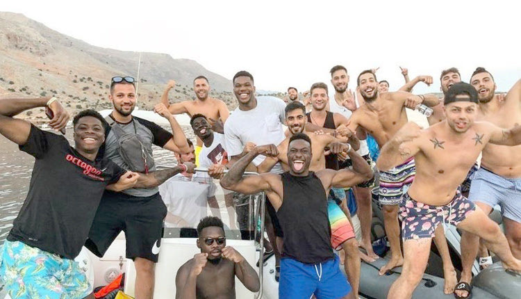 Οι Αντετοκούνμπο και η παρέα τους στα Σφακιά 