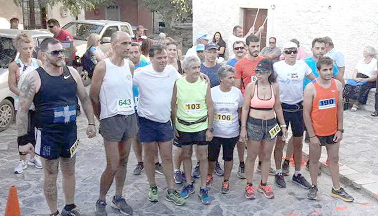 Στιγμιότυπο από την εκκίνηση του αγώνα του 3ου Ριγολόγιου Δρόμου