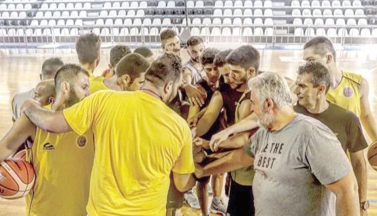 Από τη χθεσινή πρώτη συγκέντρωση του Εργοτέλη στο Κλειστό του ΒΑΚ