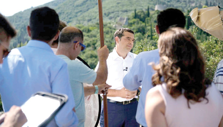 Έδωσε φωτογραφίες ο Αλέξης από την Ιθάκη