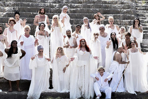 «ΕΚΚΛΗΣΙΑΖΟΥΣΕΣ»