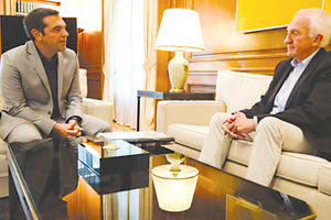 Με τον καθηγητή δρ Γιόχαν Γκέοργκ Γκόλνταμερ, διευθυντή του Παγκόσμιου Κέντρου Παρακολούθησης Πυρκαγιών (GFMC) συναντήθηκε ο Αλέξης Τσίπρας