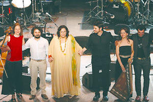 η Μαρία Φαραντούρη