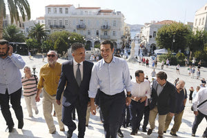 Στη Σύρο βρέθηκε χθες ο πρωθυπουργός