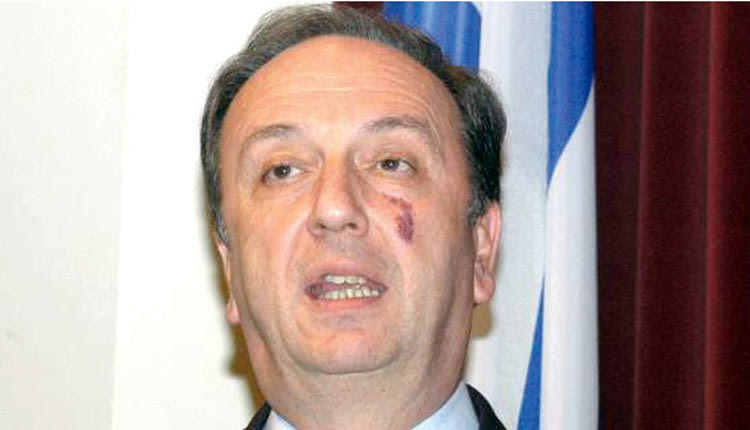  Έφυγε  ξαφνικά από τη ζωή, σε ηλικία 69 ετών, ο Γιώργος Καλός, πρώην υπουργός και βουλευτής της Νέας Δημοκρατίας στον Πειραιά.