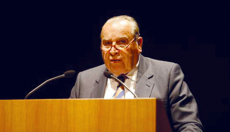 Την τελευταία του πνοή άφησε σε ηλικία 90 ετών και ο Γρηγόρης Σκαλκέας που ήταν ευρύτερα γνωστός στον επιστημονικό ιατρικό χώρο ως πανεπιστημιακός γιατρός και χειρουργός, ενώ ήταν μέλος της Ακαδημίας Αθηνών