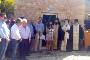 ομιλία της Ελένη Κουντούρη στο μνημόσυνο της Δαμάστας.        