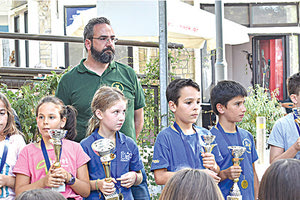 Ο πρόεδρος του σκακιστικού ομίλου Ανωγείων στην διάρκεια των απονομών