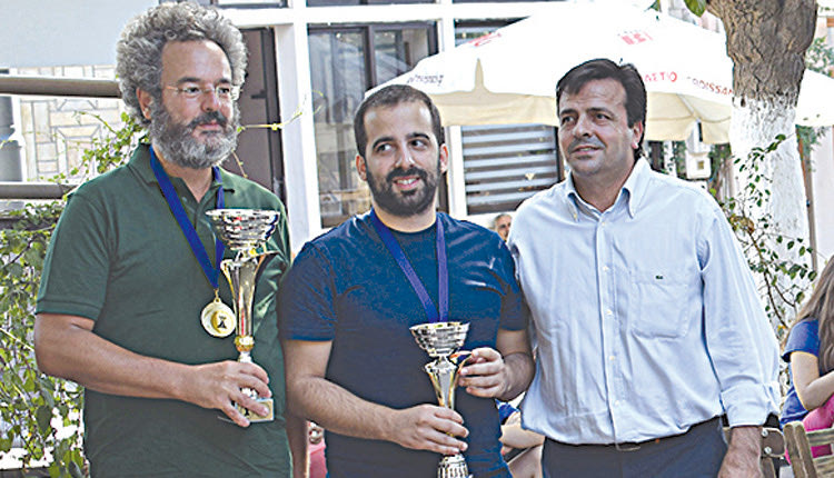 Ο σύμβουλος της Περιφέρειας για τον αθλητισμό κ. Συριγωνάκης στις απονομές