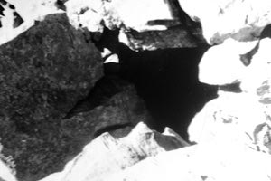 «Η τρύπα του Νταμπάκη» στην περιοχή Μίθια του Ψηλορείτη.