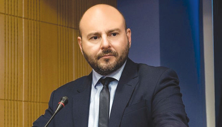ο πρόεδρος του Τ.Ε.Ε.Γ. Στασινός