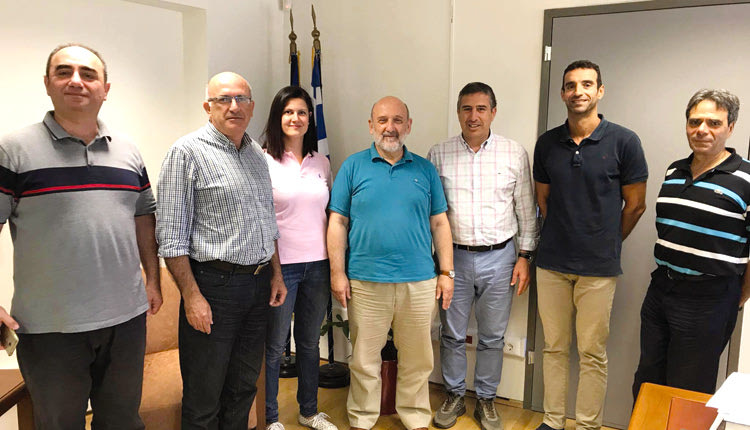 Μια ενδιαφέρουσα συνάντηση  εκπροσώπων των Δήμων Ηρακλείου και Χανίων με τις πρυτανικές Αρχές του Ιδρύματος έγινε στην Πρυτανεία του Πολυτεχνείου Κρήτης.