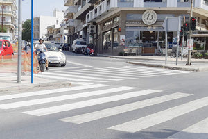 συντήρηση των διαγραμμίσεων στο κέντρο της πόλης