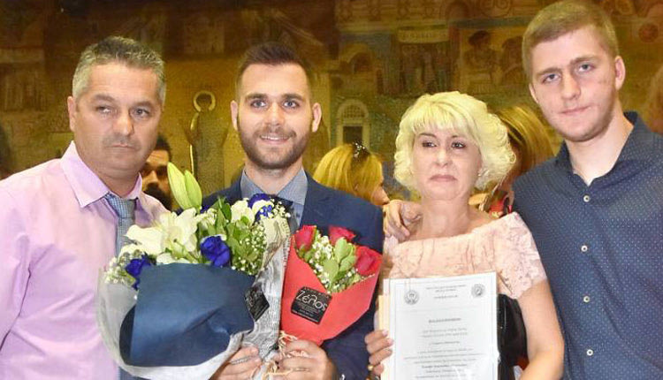 Το πτυχίο του στη Νομική στο Αριστοτέλειο Πανεπιστήμιο Θεσσαλονίκης πήρε ο Γιώργος Μπαστουνάς, γιος του παλιού άσου του ΠΟΑ