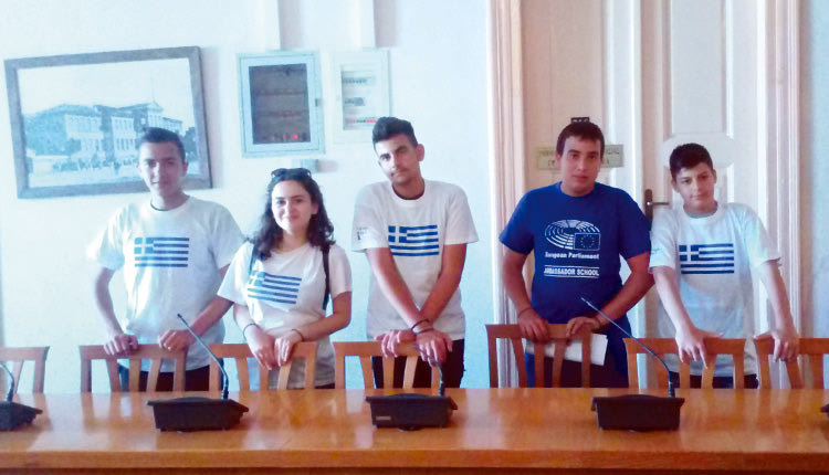 «Η ψήφος σου μετράει» τονίζουν μαθητές του 6ου ΕΠΑΛ Ηρακλείου