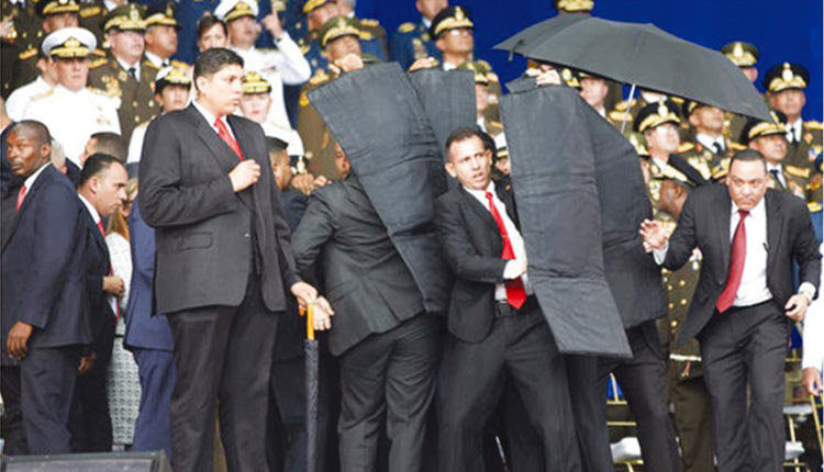 Επίθεση με drones στον Μαδούρο