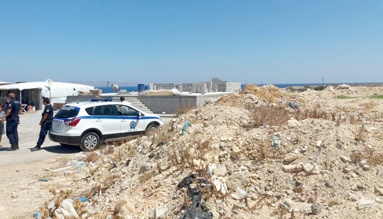 Παρουσία της Αστυνομίας η επιχείρηση κατεδάφισης